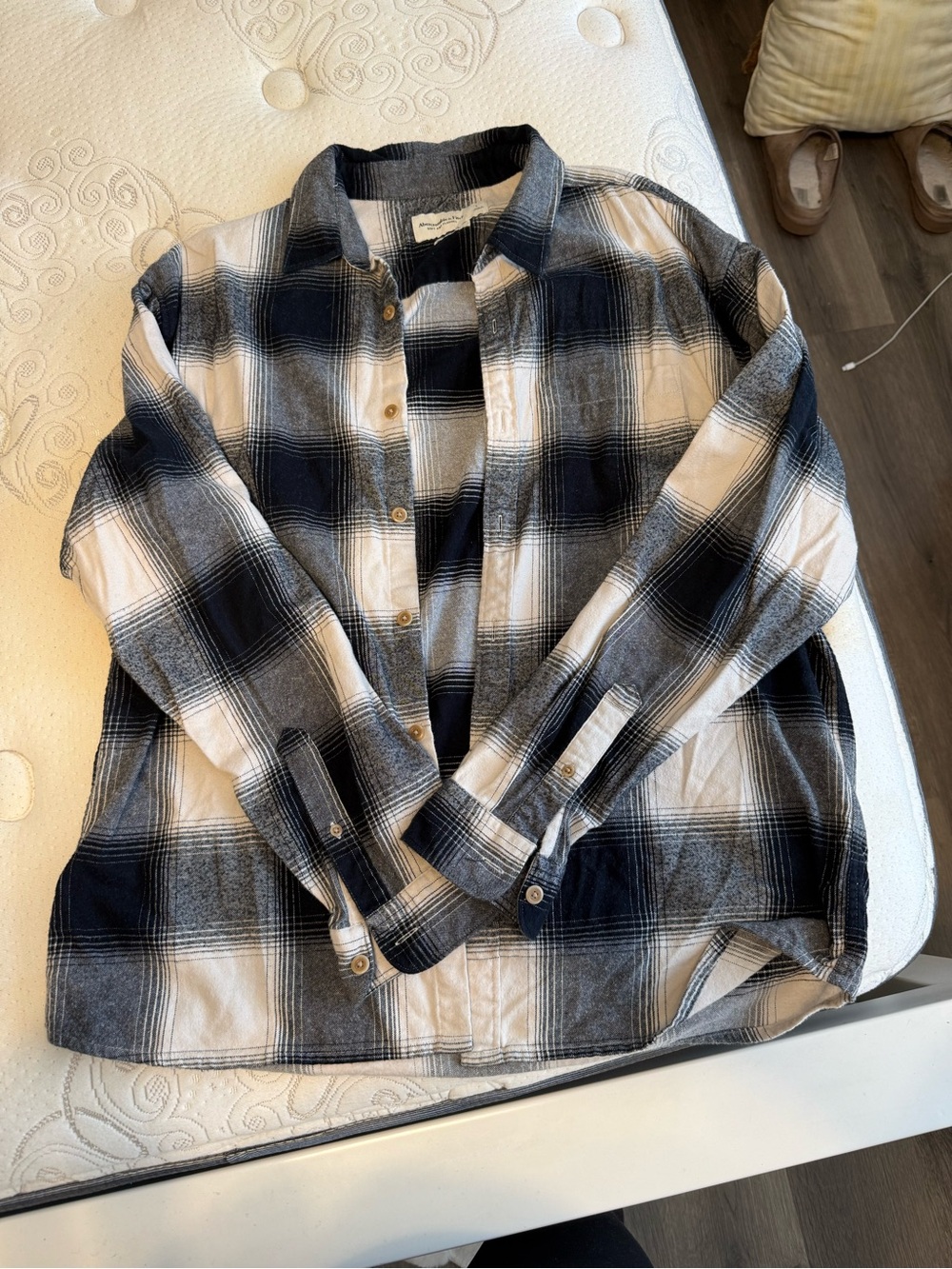 Abercrombie & Fitch Black and White Plaid Flannel Shirt